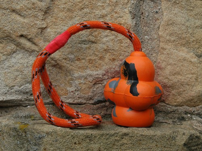 Hopper am Seil, Naturgummi, 6 cm