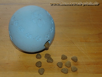 Labyrinth-Snackball 11cm aus Naturgummi