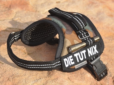 Equest 4 Dogs Premium Logo-Geschirr, Gr. S, Camouflage