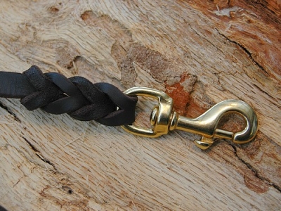 Preview: Fettlederleine, geflochten, 15mm x 135cm mit Ring