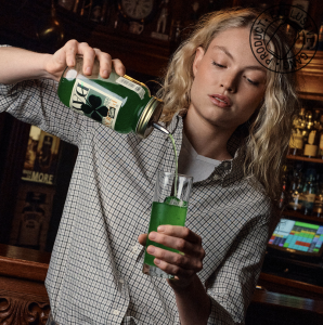 O'Donnell Moonshine Likör Waldmeister St. Patrick´s Day, (20% vol.), 700ml - Glas, OHNE Ausgießer