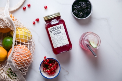 O'Donnell Moonshine Likör Blutorange (20% vol.), Starter Set mit Ausgießer, 700ml