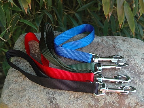 Nylon Kurzführer Basic, 20mm x 25cm