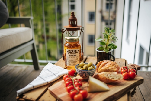 O'Donnell Moonshine Likör Aperitivo (20% vol.), Starter Set mit Ausgießer, 700ml