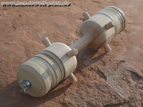 Oberländer Apportierbock 1500gr., mit Holzscheiben