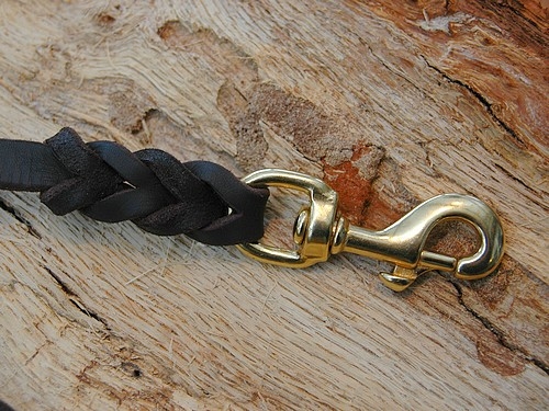 Fettlederleine, geflochten, 15mm x 135cm mit Ring