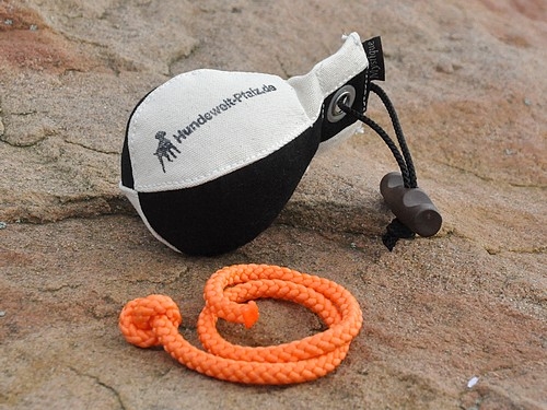 Mystique Dummy Ball Marker Ø ca. 7cm x 150g., Schwarz/Weiß
