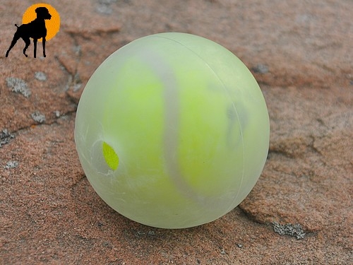 Ruff & Tuff Tennisball mit Gummiüberzug