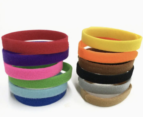 Welpenhalsbänder (12 Stk.) mit Klettverschluß