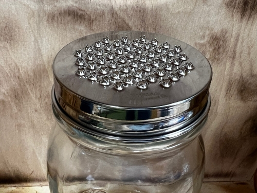 O'Donnell Moonshine Glasaufsatz Käsereibe