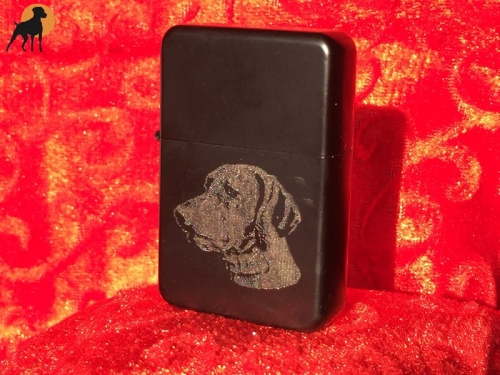 Weihnachtsaktion:  Magyar Vizsla Benzinfeuerzeug mit Tasche und Benzin