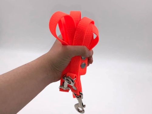 TPU Hexa Führleine 3-fach verstellbar, 16x230cm, Beschläge + Farbe nach Wahl