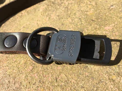 HWP Fettleder Maßhalsband Hegewald 18mm, mit ClicLock